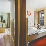 Piroska 4*