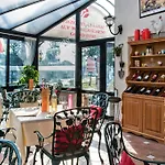 Piroska Hotel