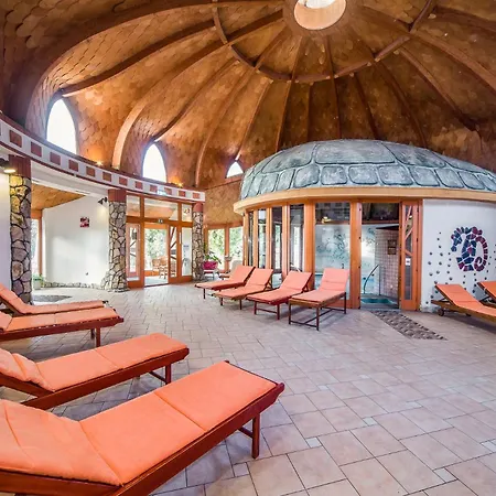Piroska 4*