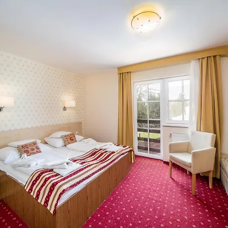 Piroska Hotel 4*