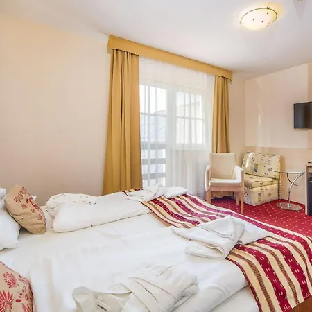 Hotel Piroska 4*