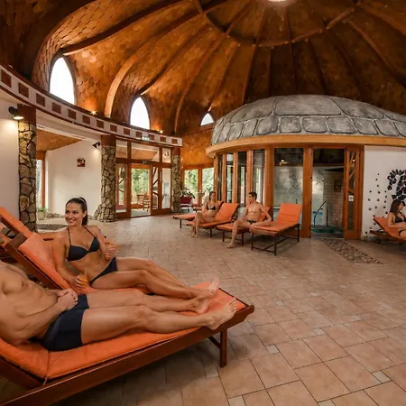 Piroska Hotel
