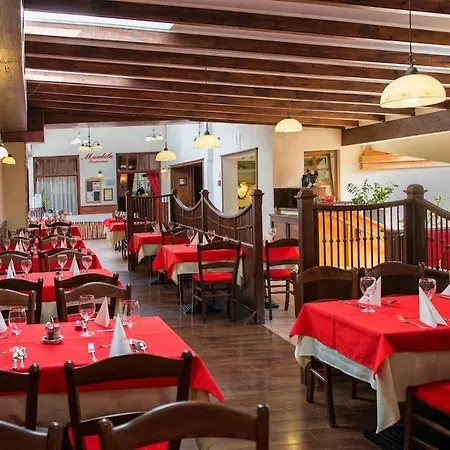 Piroska 4* Buk